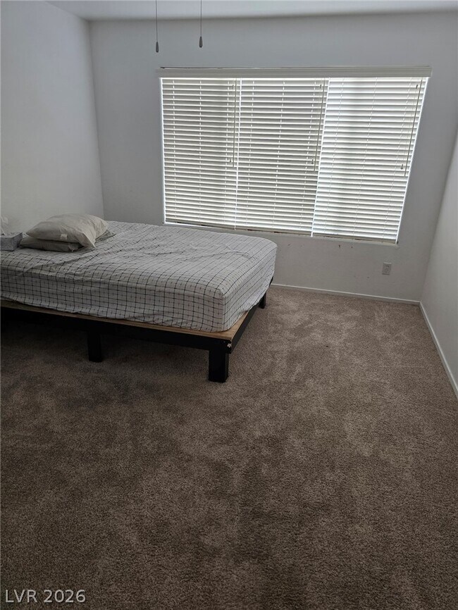 Building Photo - 3074 Tarpon Dr