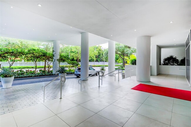Building Photo - 4250 Biscayne Blvd