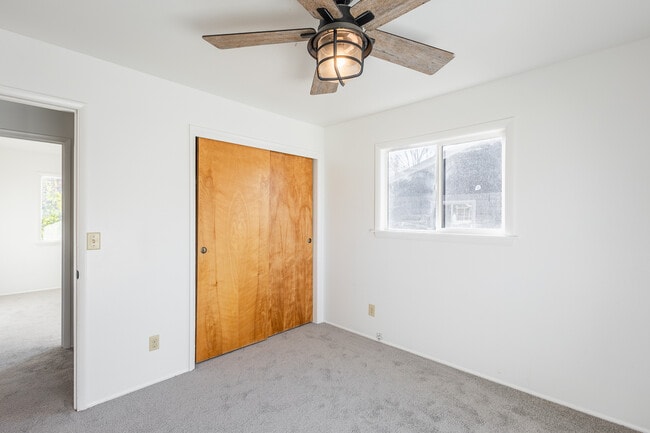 Building Photo - 1609 N Plateau Ave