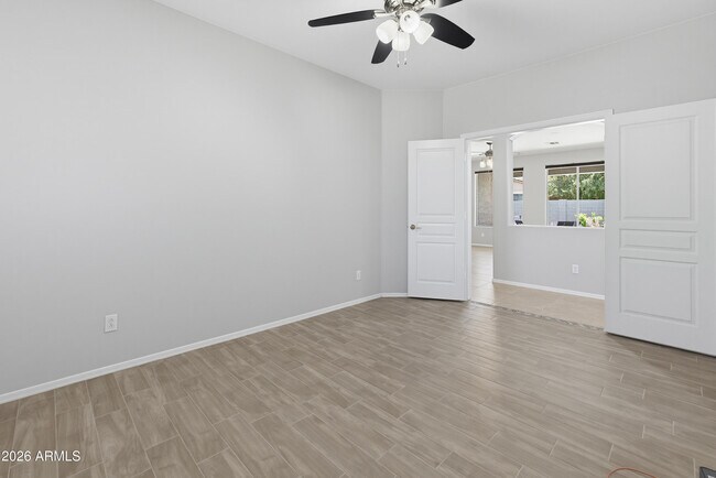 Building Photo - 12970 N 150th Ln