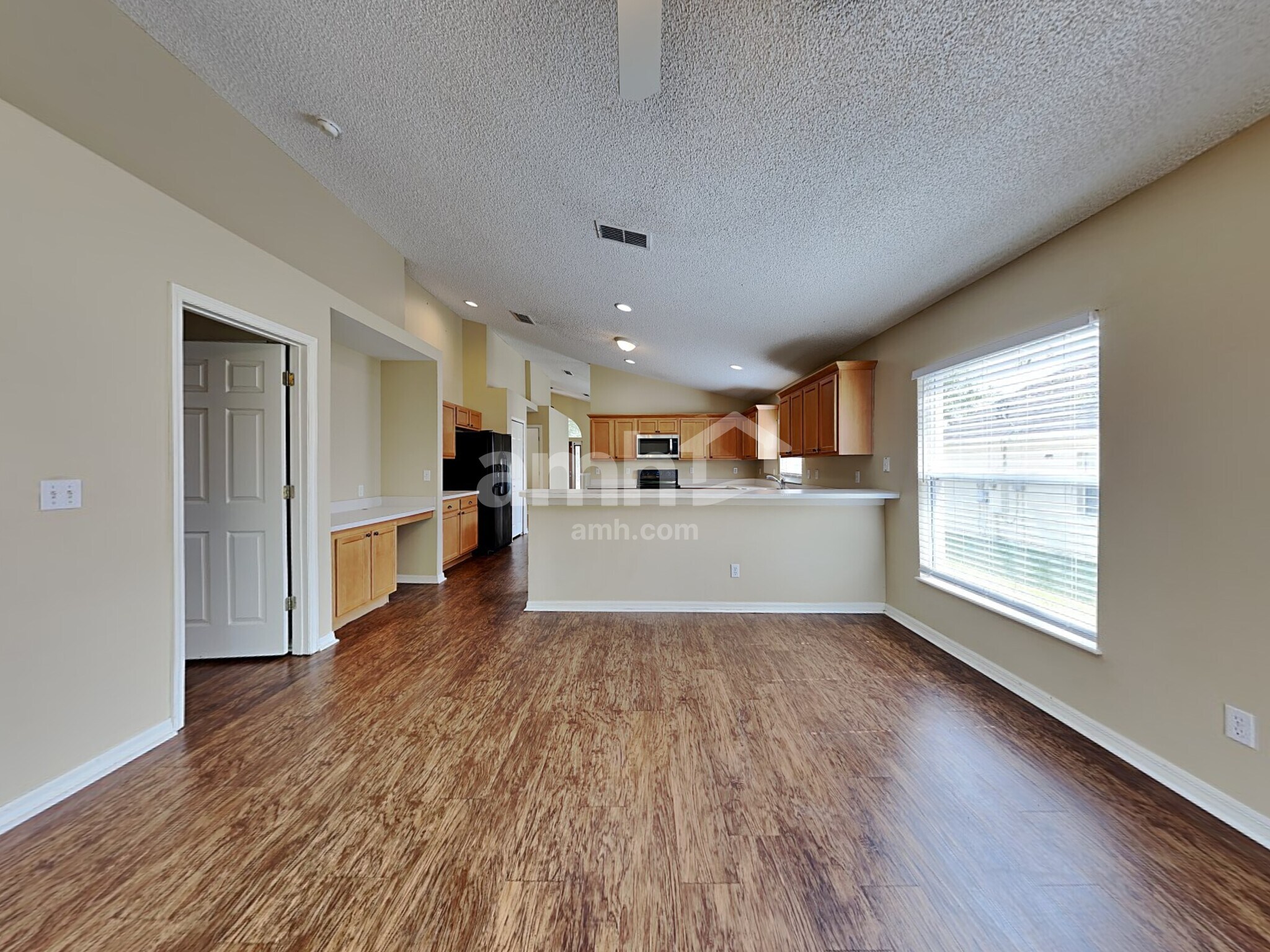 Building Photo - 4012 Waltham Forest Dr