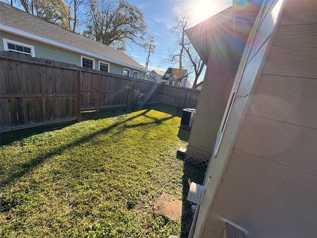 Building Photo - 510 Hicks St