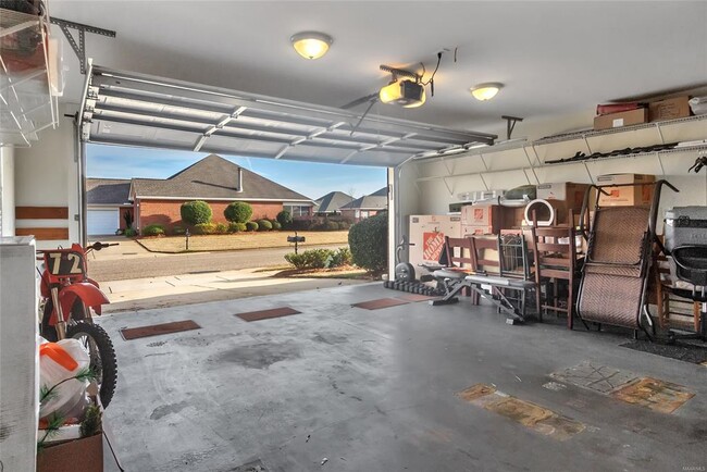 Building Photo - 8348 Wexford Trce