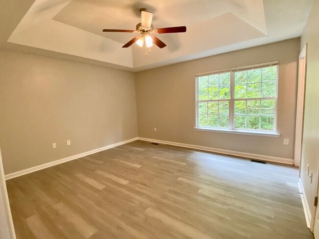 Building Photo - Dallas Rental