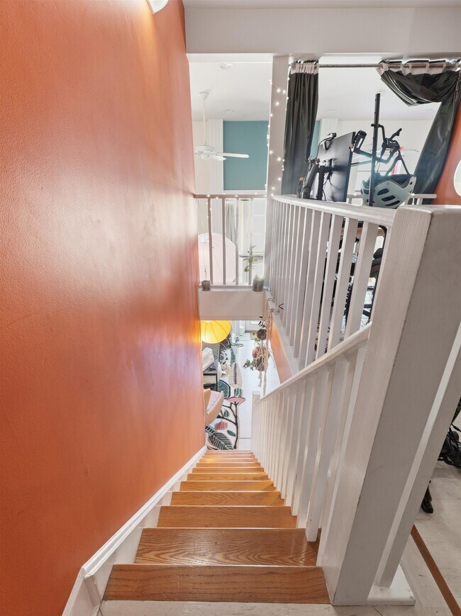 Building Photo - 219 Bloomfield St