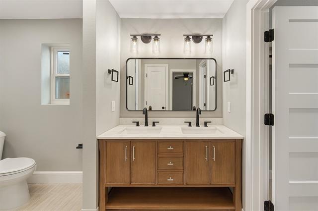 Building Photo - 2123 Luau St