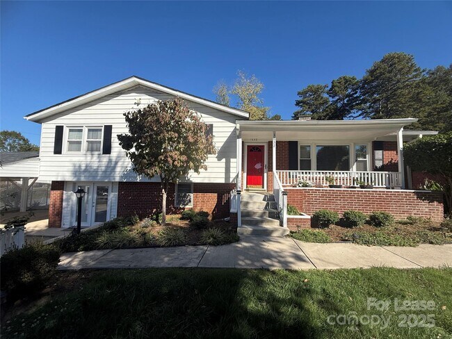 Primary Photo - 1632 Kimberly Dr