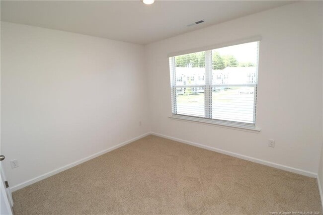 Building Photo - 5816 Brambleberry Way