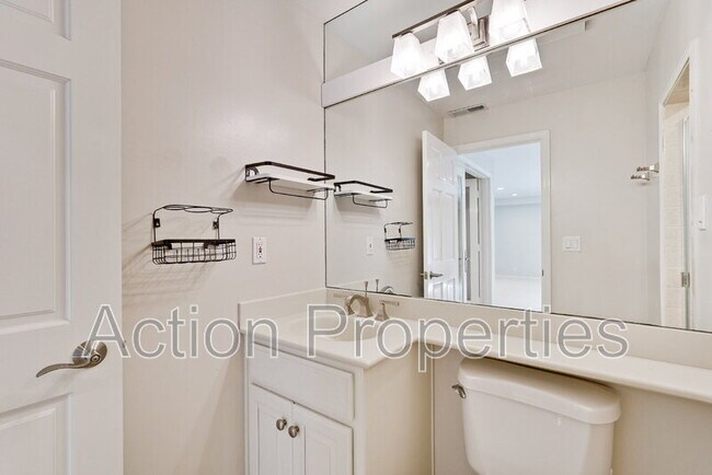 Building Photo - 15350 Norton Rd