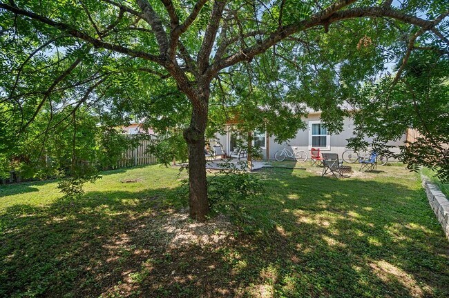 Building Photo - 4603 Ribbecke Ave