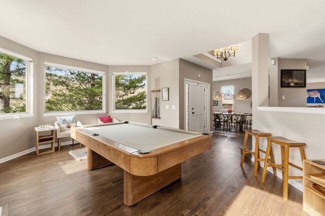 Building Photo - Stunning Fully Furnished Home in Roxborough Park!