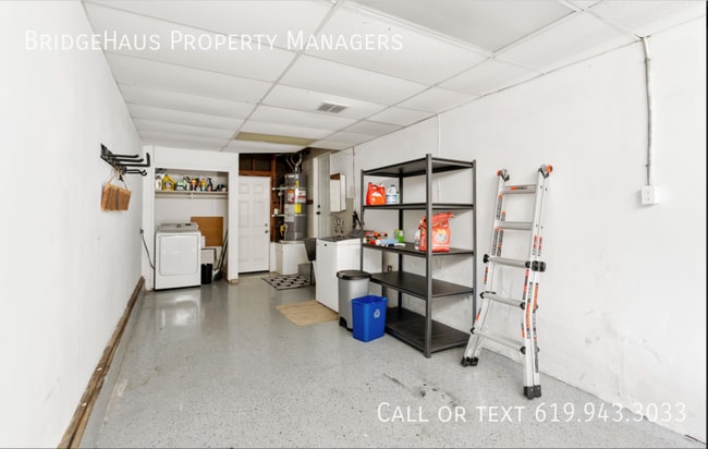 Building Photo - 3089 Greyling Dr