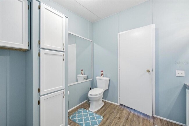 Building Photo - 6715 W Richard Dr