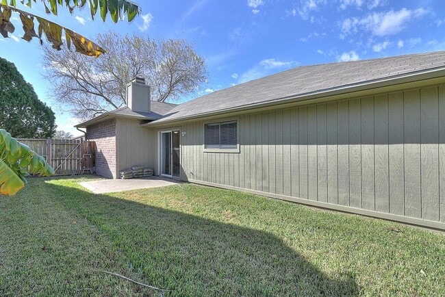 Building Photo - 5310 Gateridge Dr