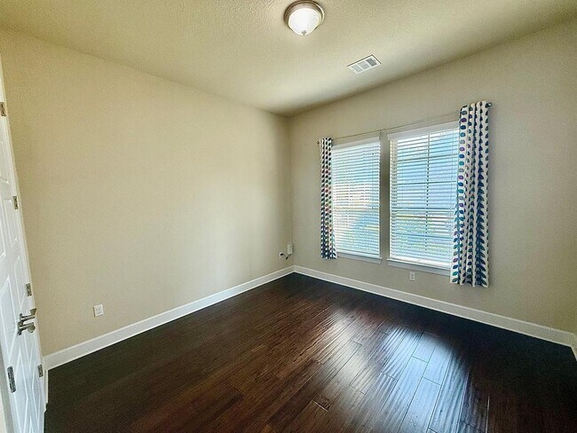 Building Photo - 9605 Brians Path