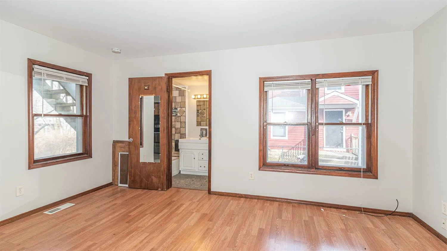 Living Room - 307 N Adams St