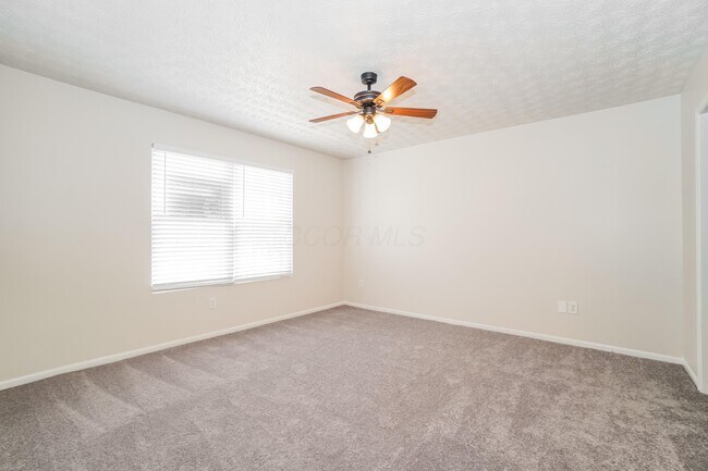 Building Photo - 5393 Blanchard Dr
