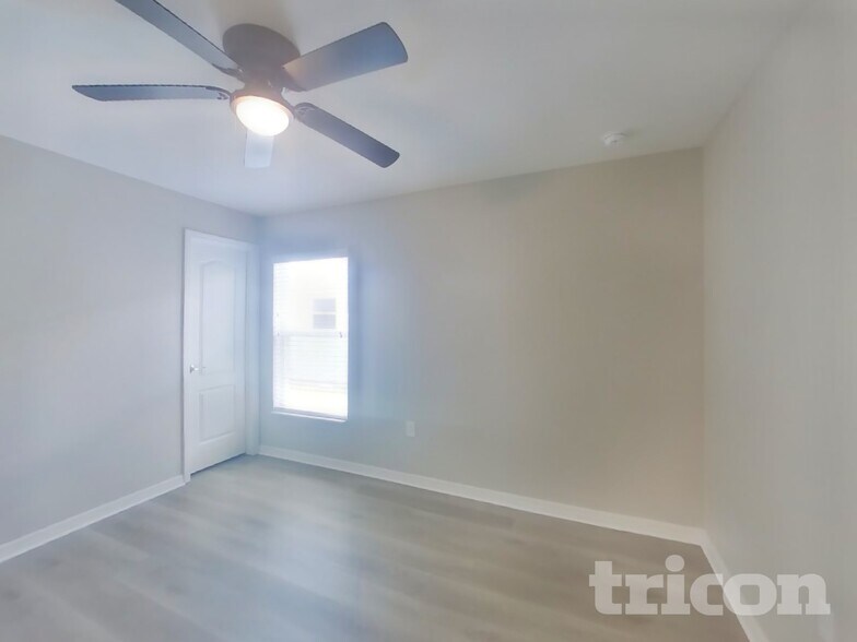 Building Photo - 6046 Eagle Pointe Dr
