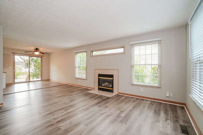 Building Photo - 349 Holly Grove Rd
