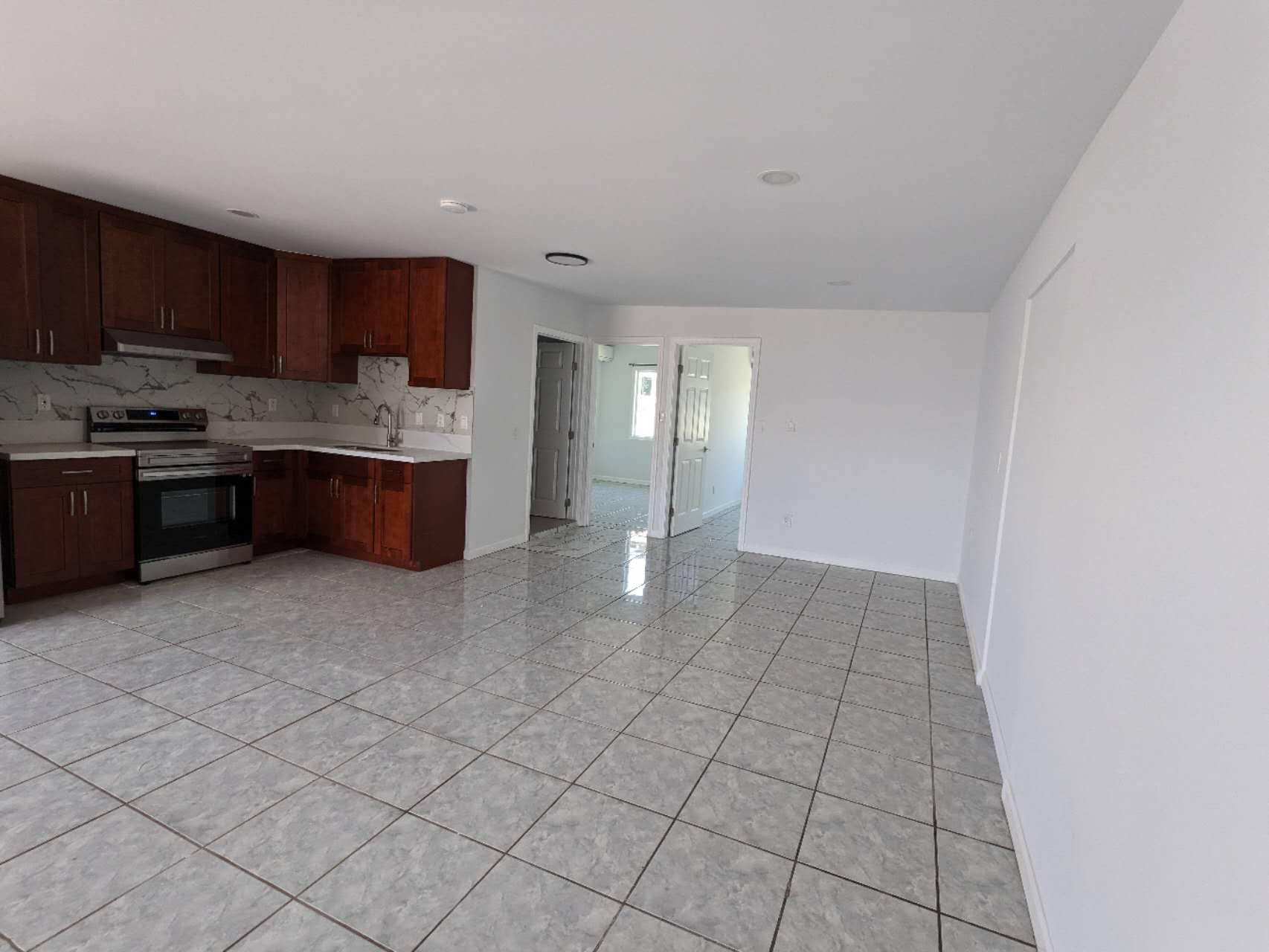 Building Photo - 99-741 Hulumanu St