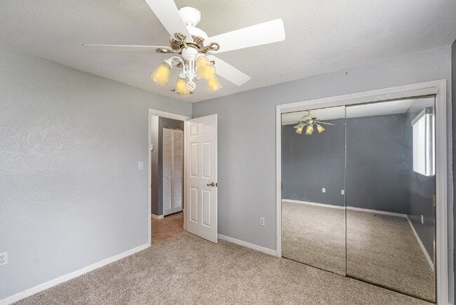 Building Photo - SUNTREE