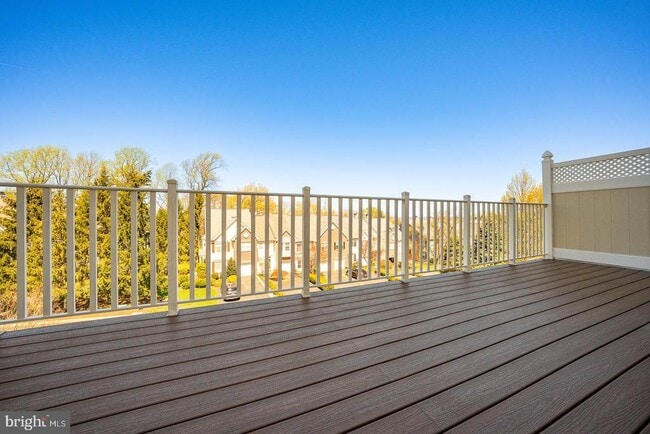 Building Photo - 234 Lookout Pl