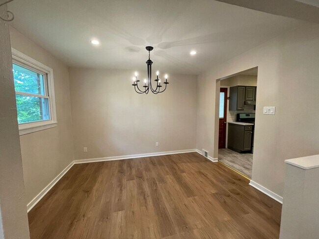 Building Photo - Tastefully Updated 3 Bedroom Home in McCan...