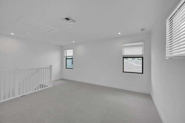 Building Photo - 9520 St Germain Dr