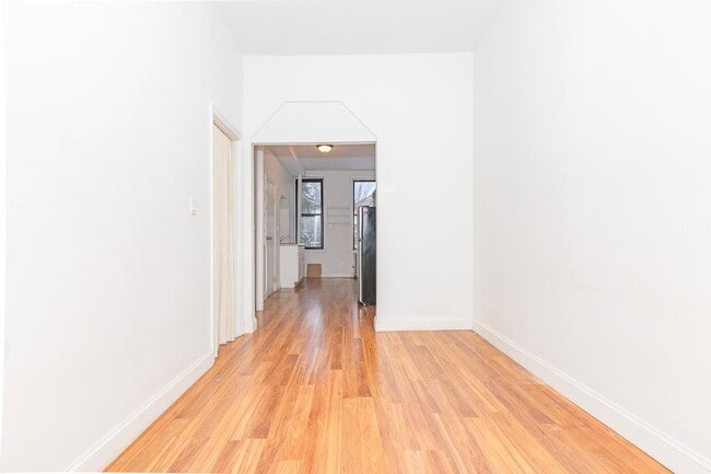 Building Photo - 293 Wyckoff Ave