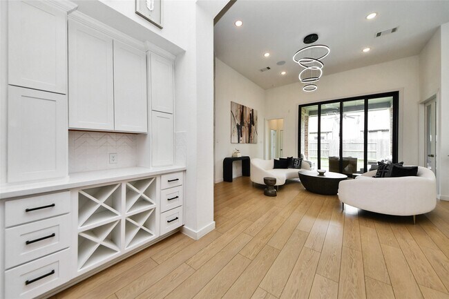 Building Photo - 23619 Bottlebrush Terrace Trl