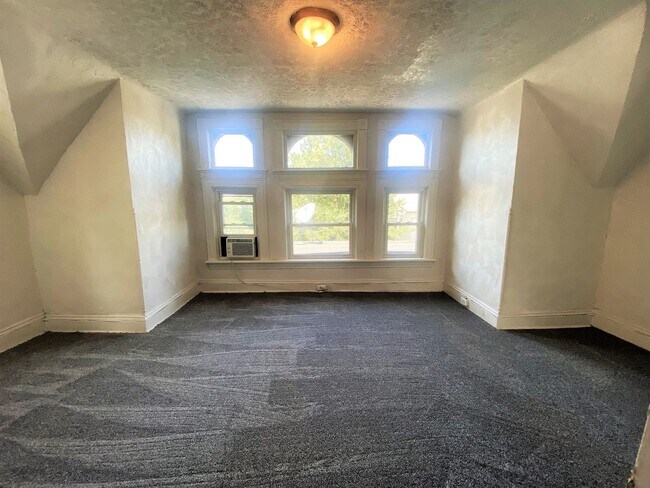 Building Photo - Shadyside - Apartments For Rent In Pittsburgh
