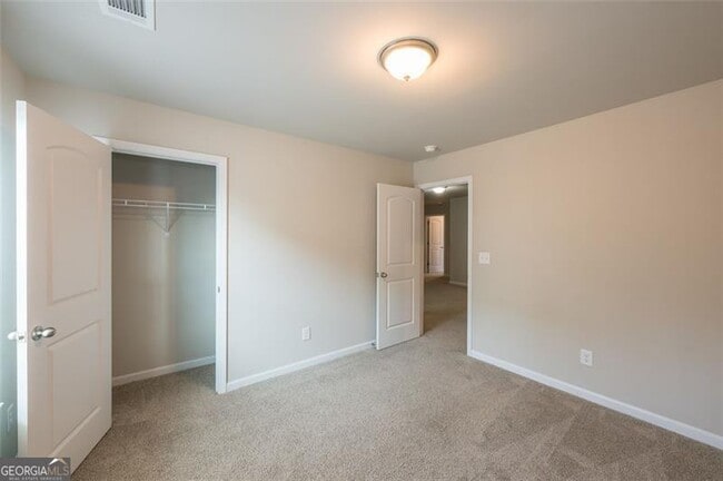 Building Photo - 1526 Fern Ridge Ln