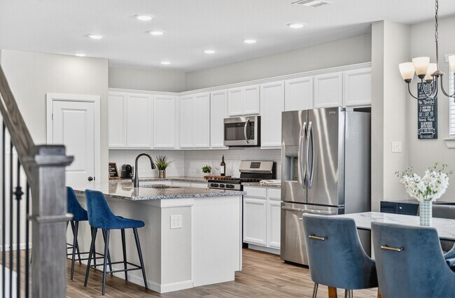 Building Photo - 2626 Lemonwood Ln