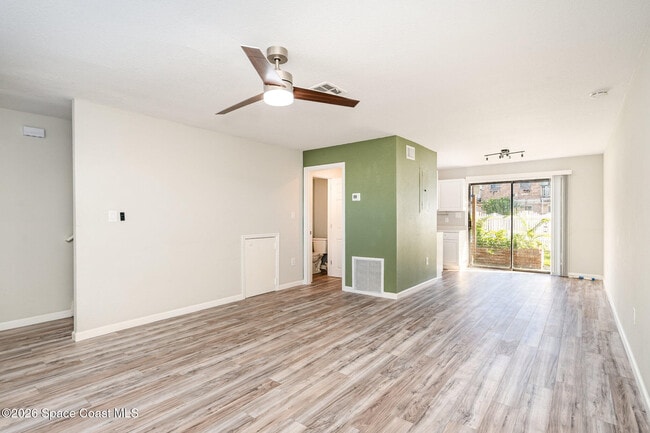 Building Photo - 1300 Arlington Ln NE