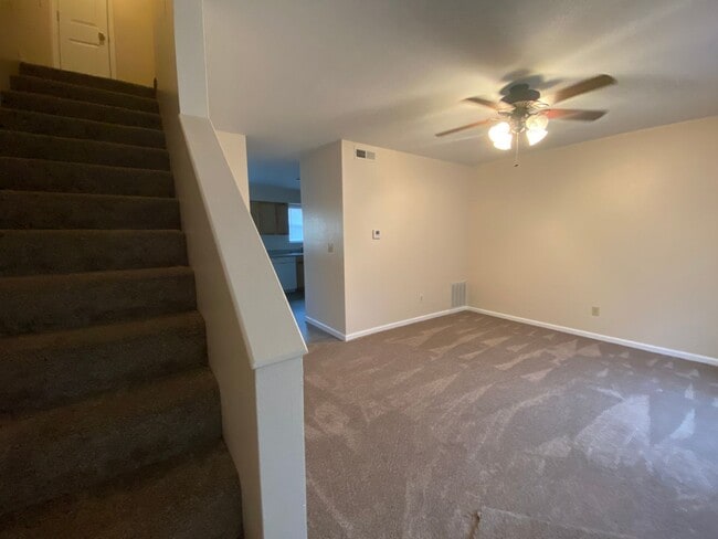 Building Photo - 200 Vickie Lynn Ln