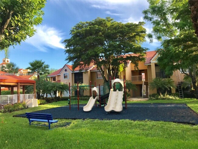 Building Photo - 15551 SW 104th Terrace