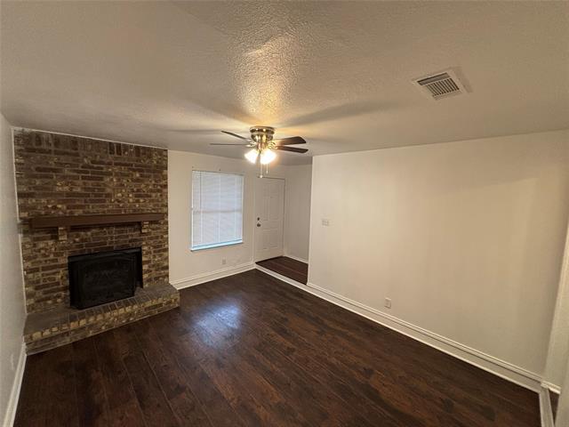 Building Photo - 801 Bluebonnet Dr