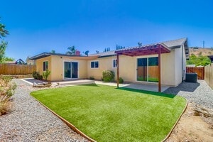 Building Photo - 9813 Medina Dr