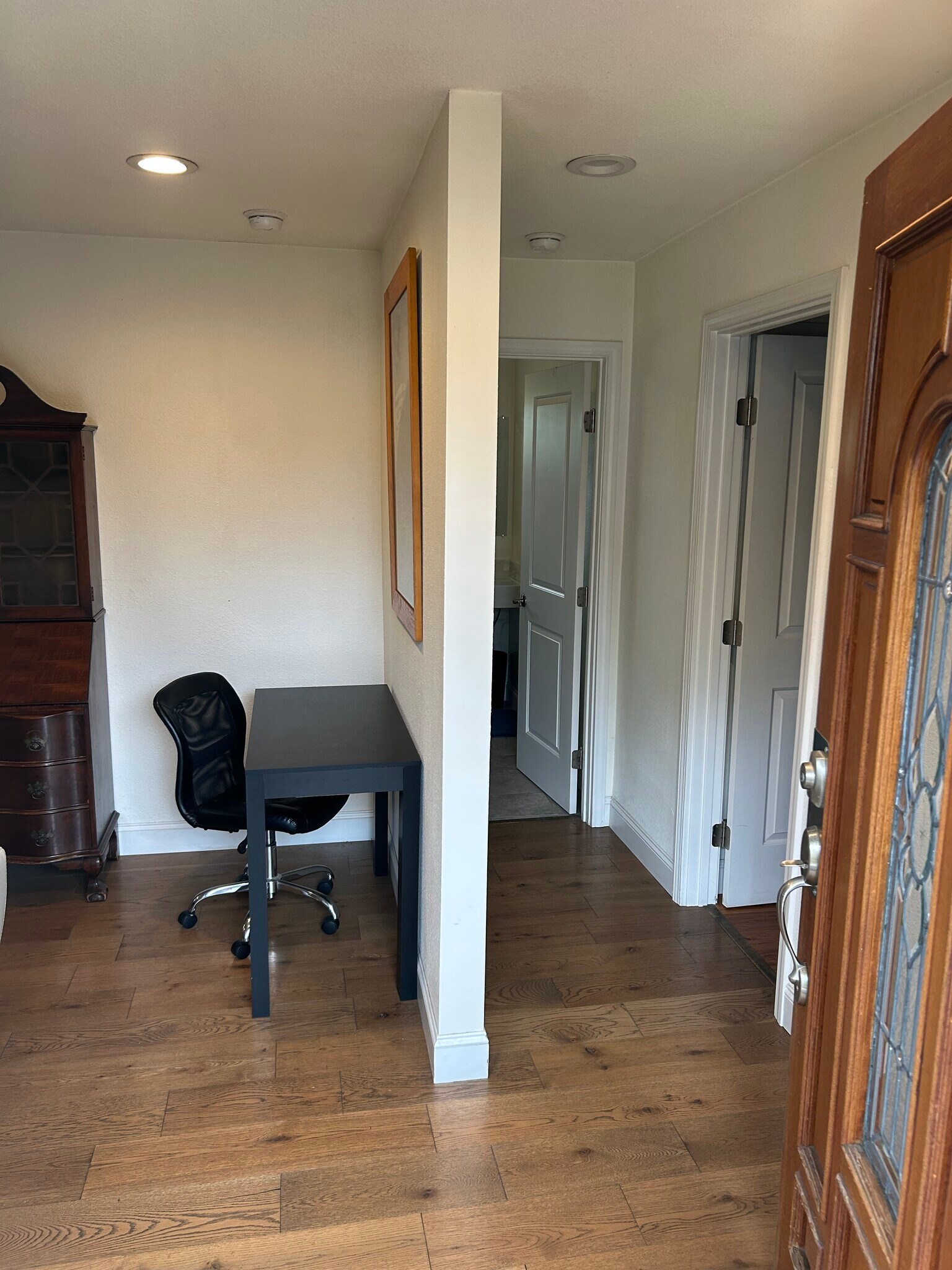 Building Photo - 1140 Tuolumne St