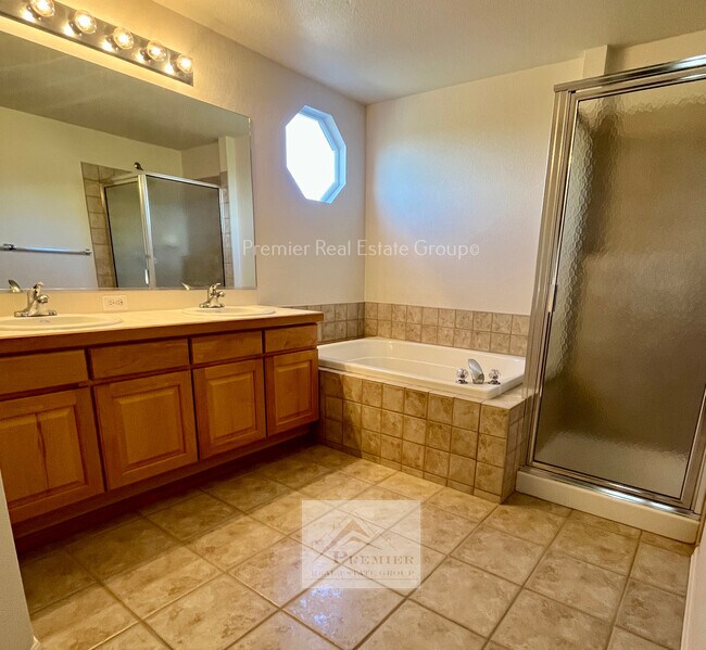 Building Photo - 8310 Ivory Loop