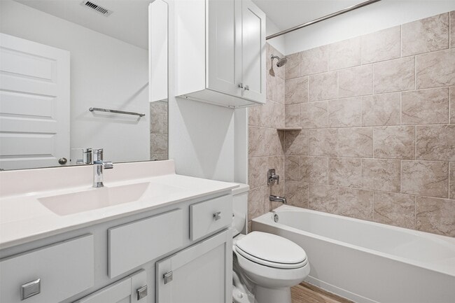 Building Photo - 31814 Hallington Hl Ln