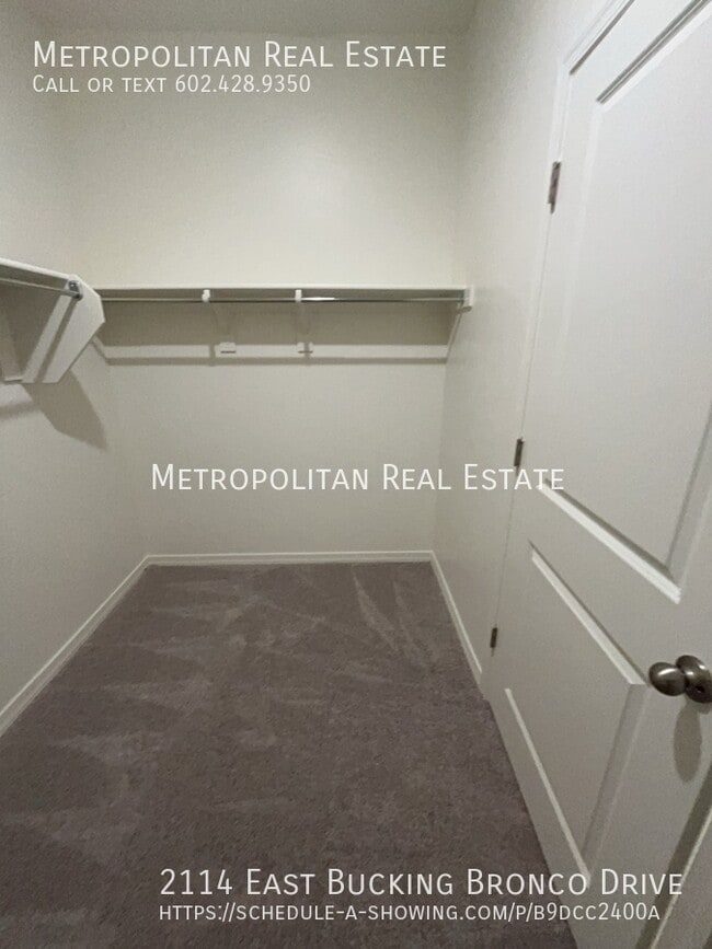 Building Photo - 2114 Bucking Bronco Dr