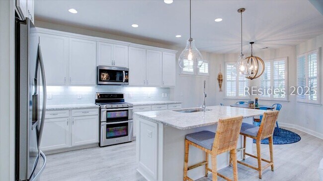 Building Photo - 1339 St Somewhere Dr