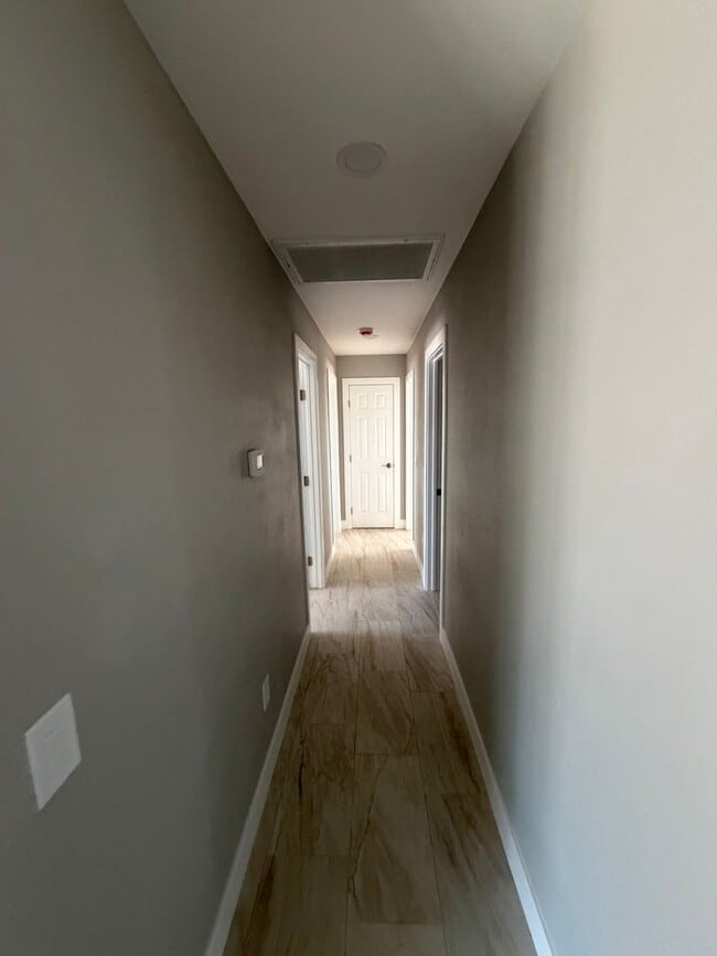 Building Photo - Newly Remodeled 4 Bedroom Two Bath Home