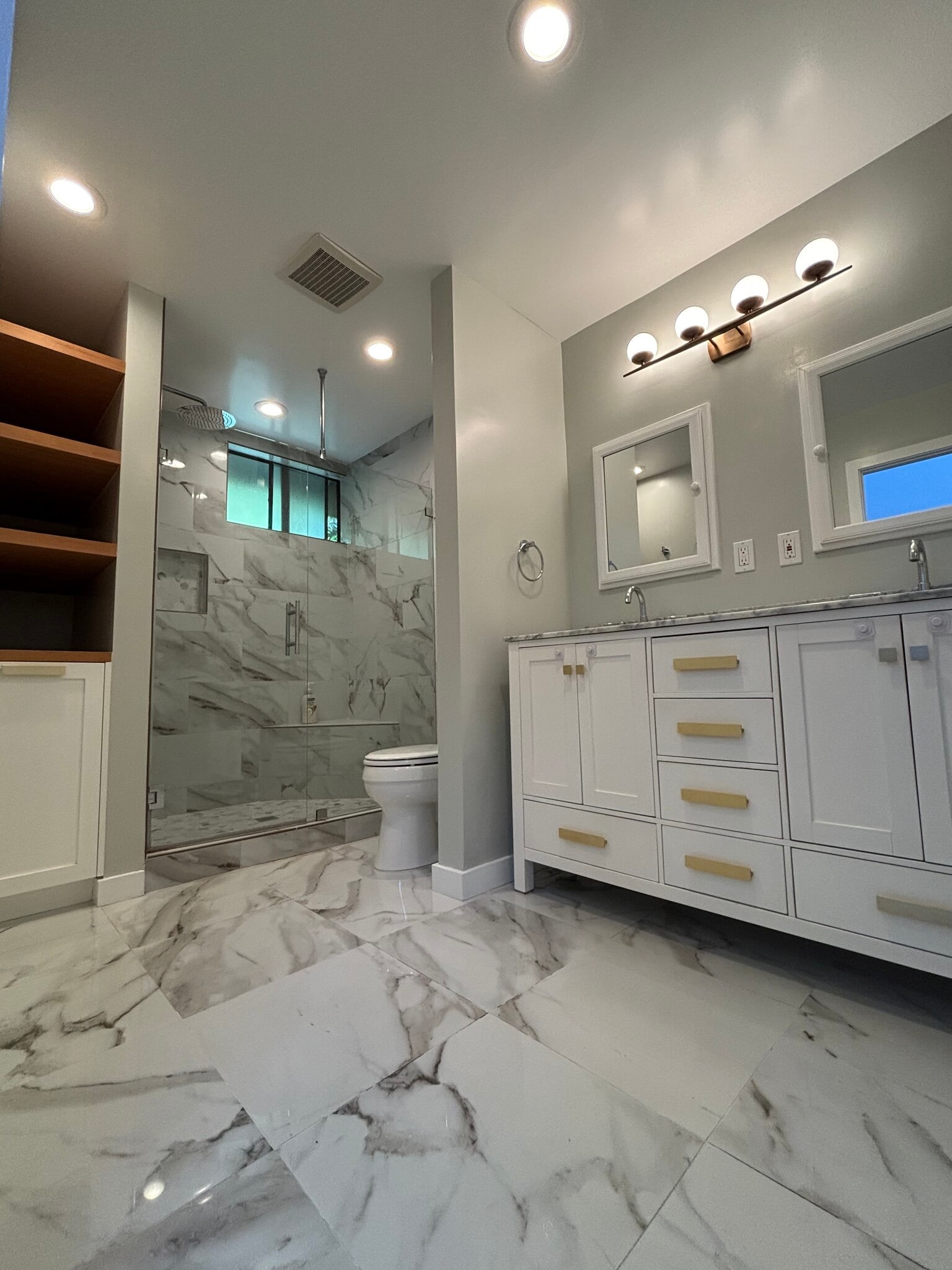 Master bathroom - 840 20th St