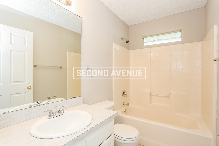 Building Photo - 12293 Broad Wing Dr