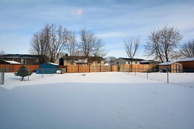 Building Photo - Charming 3-Bedroom Home in Monticello!