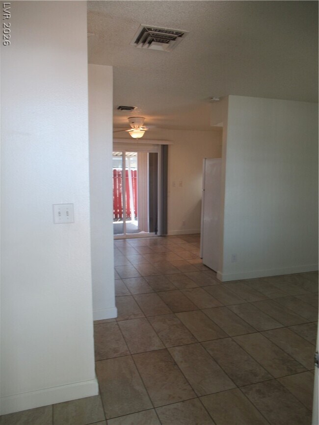Building Photo - 357 E Van Wagenen St