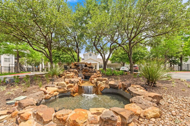 Building Photo - The BLVD at Medical Center