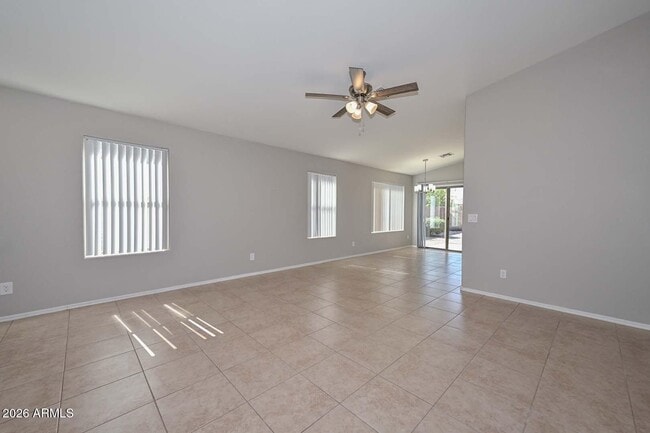 Building Photo - 13157 W Clarendon Ave